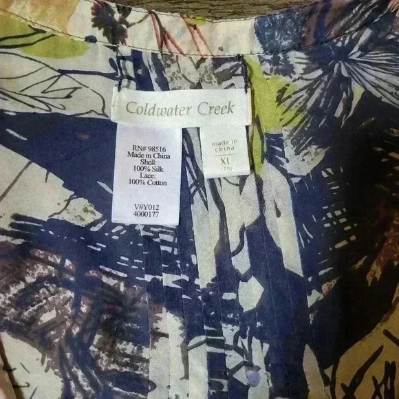100% Silk Coldwater Creek Floral Wrap Top Blouse Size XL - Picture 4 of 11